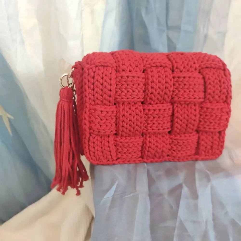 TEEK - Hand Knit Purse