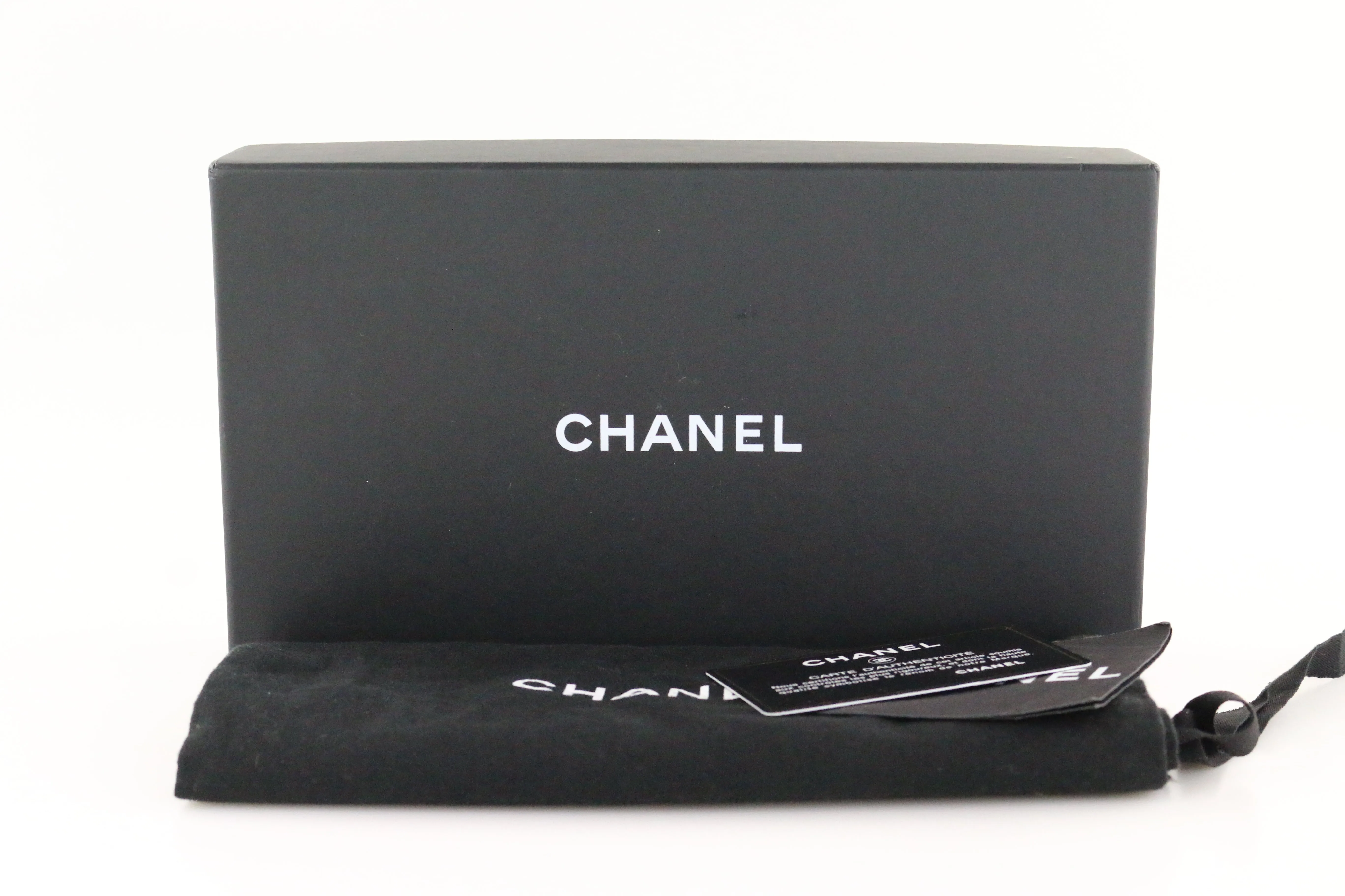 Timeless Black Patent Wristlet